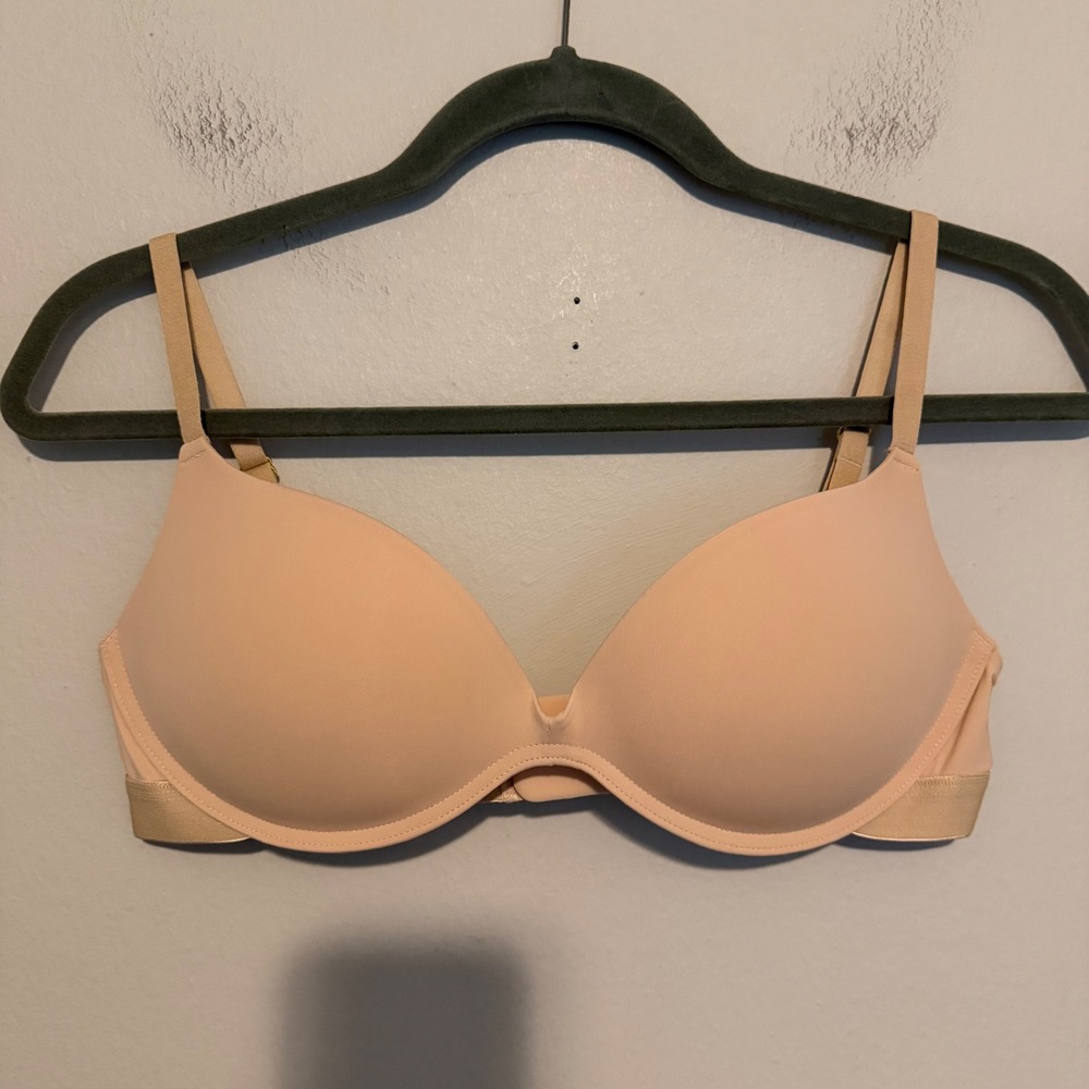 Pepper Zero-G Wirefree Lift Up Bra 36B Nude Wireless Push Up Classic feminine